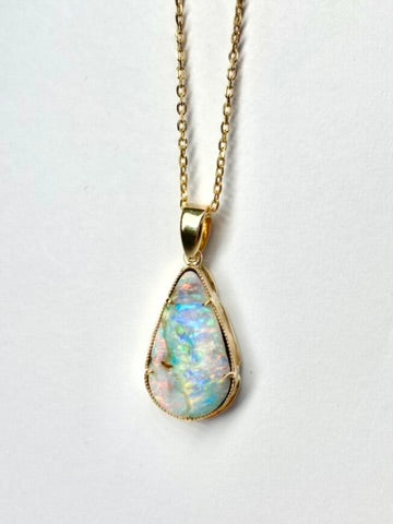 Glisten Opal Pendant