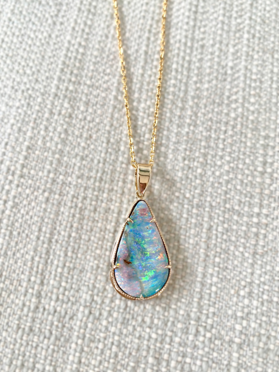 Glisten Opal Pendant