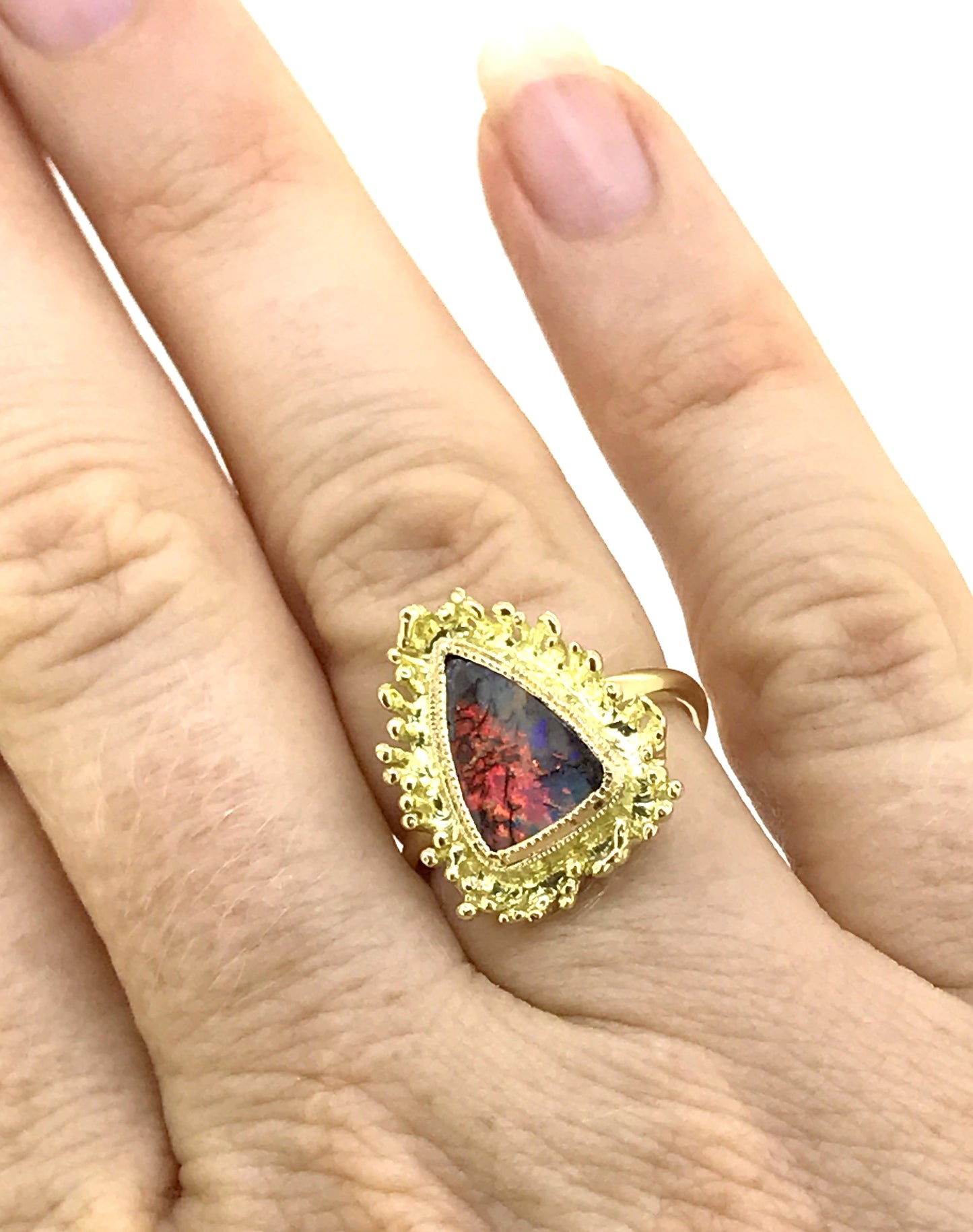 UPDATE: Fancy Fringe Ring Opal and 18ct Gold