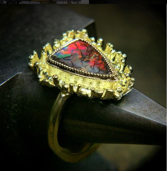 UPDATE: Fancy Fringe Ring Opal and 18ct Gold